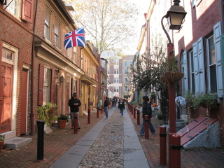 Illustration for article titled How Alleys Are Becoming Pathways to Urban Revitalization
